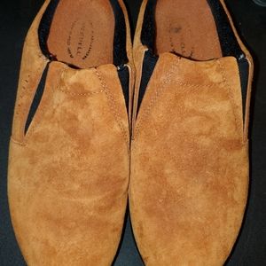 Womens Merrell jungle slides size 10